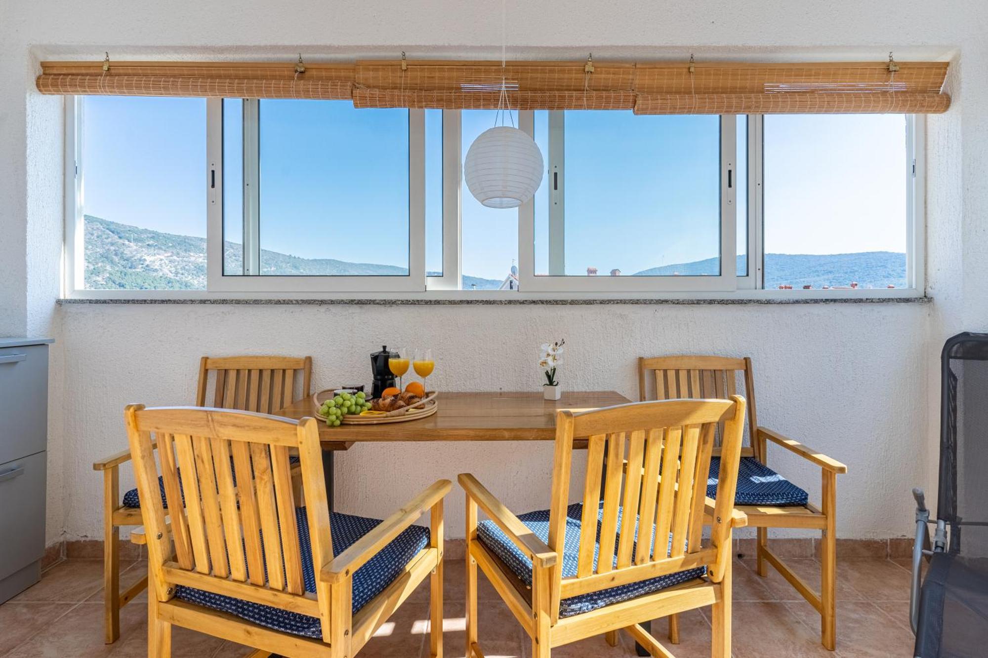 Apartment Kristian Cres Εξωτερικό φωτογραφία