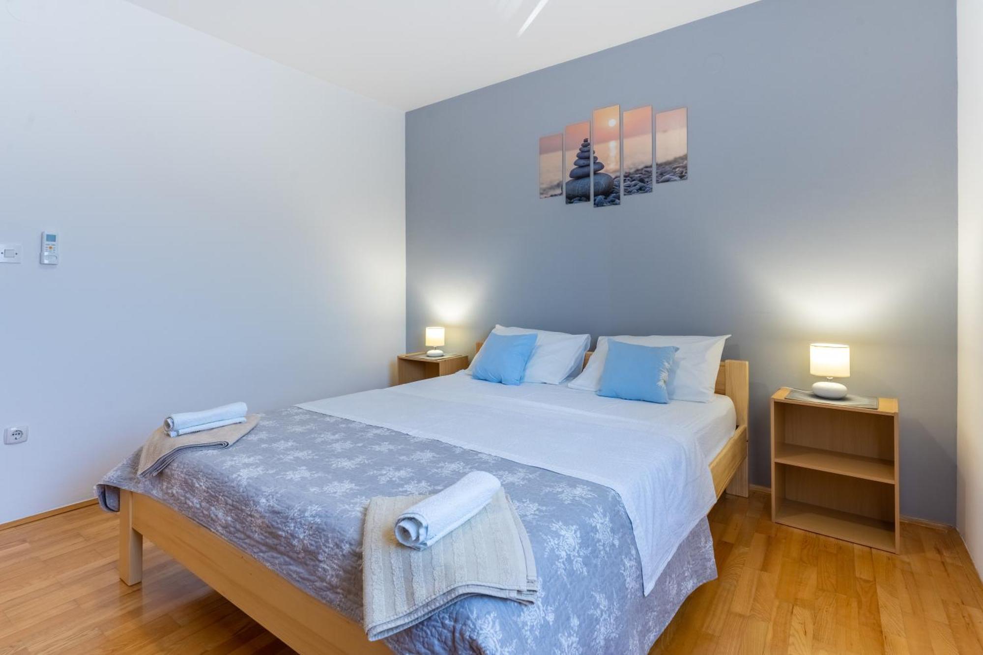 Apartment Kristian Cres Εξωτερικό φωτογραφία